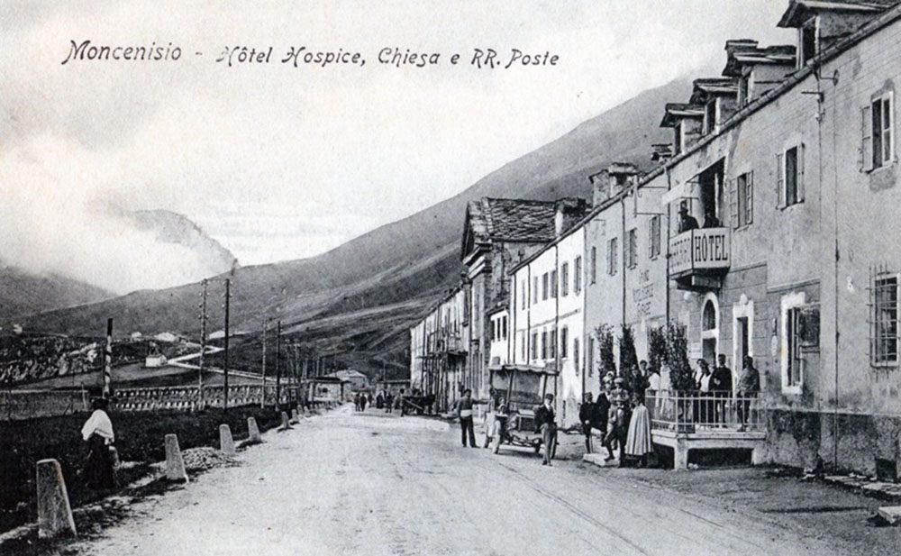 Le osterie del Moncenisio in una foto d’epoca.